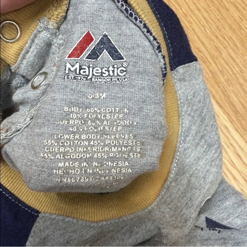 Milwaukee Brewers Baby Onesie Bodysuit Majestic Gray Navy Size 0–3M